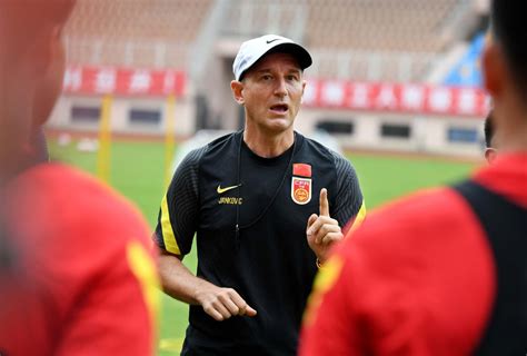 coach football in china